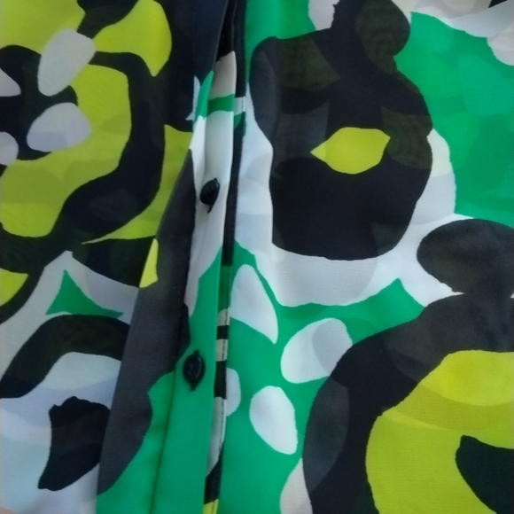 St. Patrick's Day SEXY top, sunglasses & necklaces - Picture 10 of 11